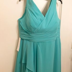 Azazie Julianna bridesmaid dress size A18, spa
